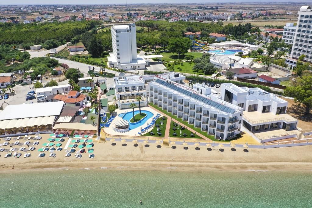 MIMOZA BEACH HOTEL