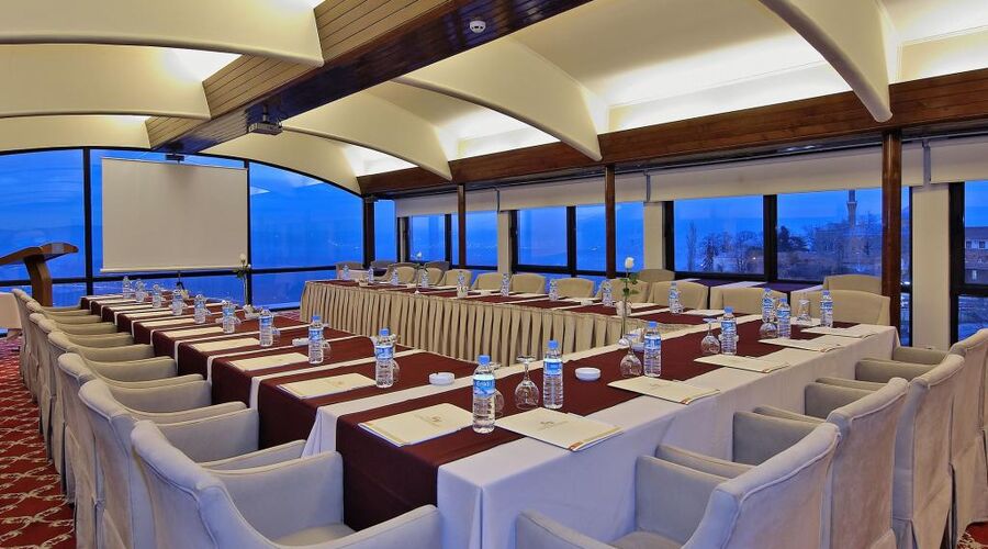 GÖNLÜFERAH THERMAL & SPA HOTEL