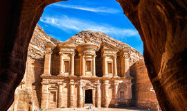 ELEGANT ÜRDÜN & PETRA