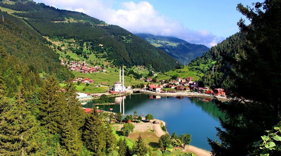 Karadeniz Yaylalar ve Batum Turu / 5 Gece Otel Konaklamalı / İstanbul Çıkışlı